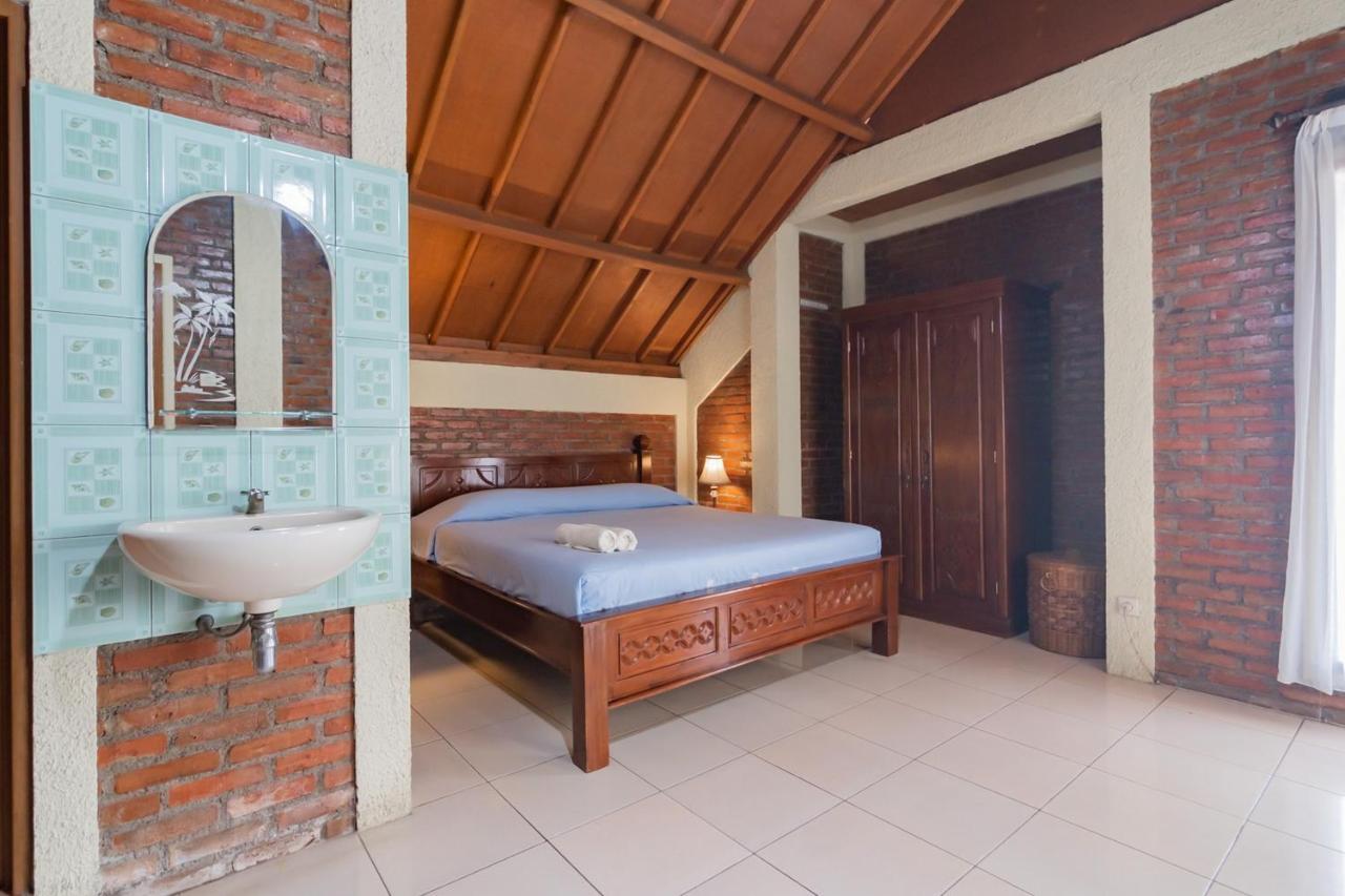 Samakta Guest House Lembang Exterior foto