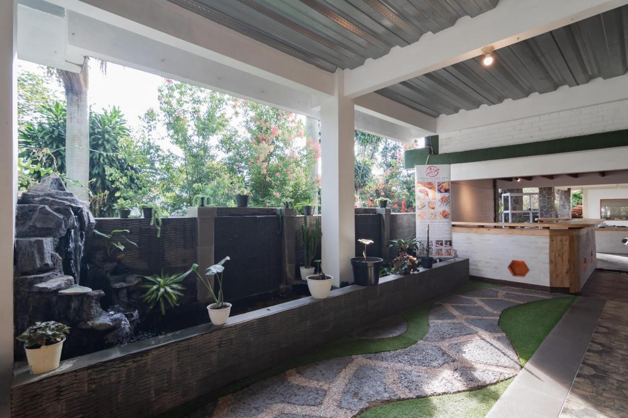 Samakta Guest House Lembang Exterior foto