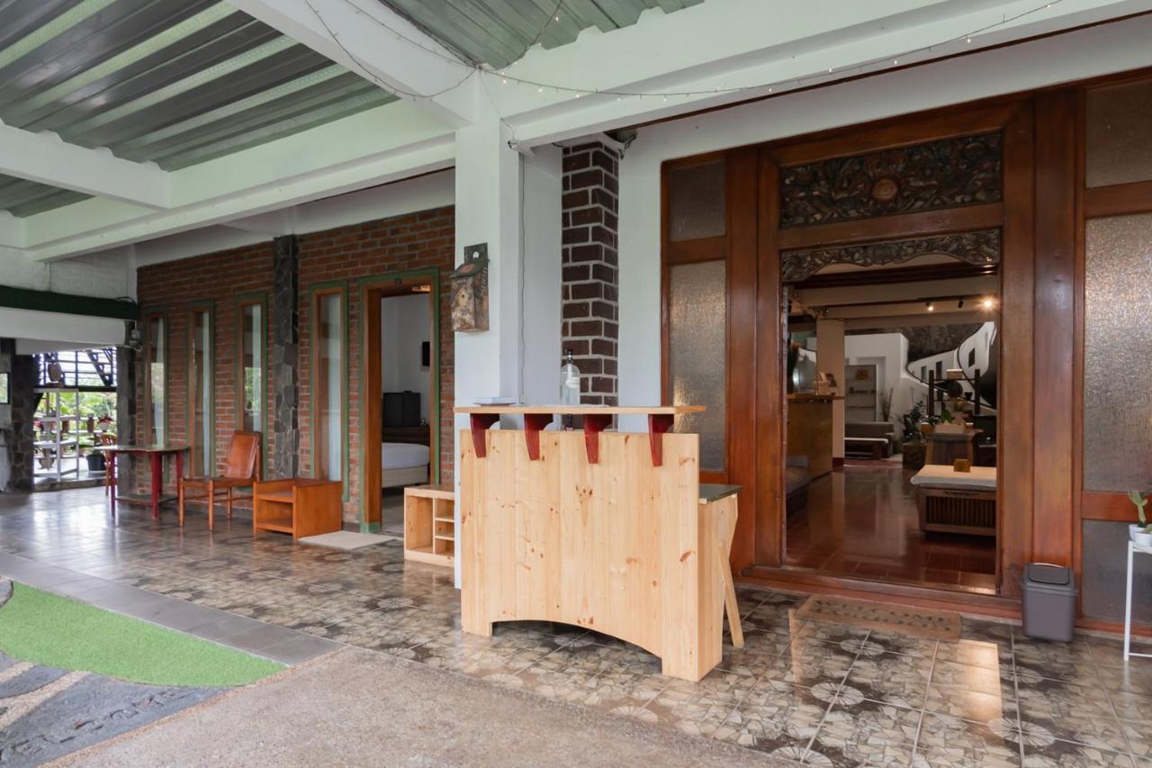Samakta Guest House Lembang Exterior foto